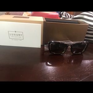 Maui Jim woman’s sunglasses brand new retail 479.